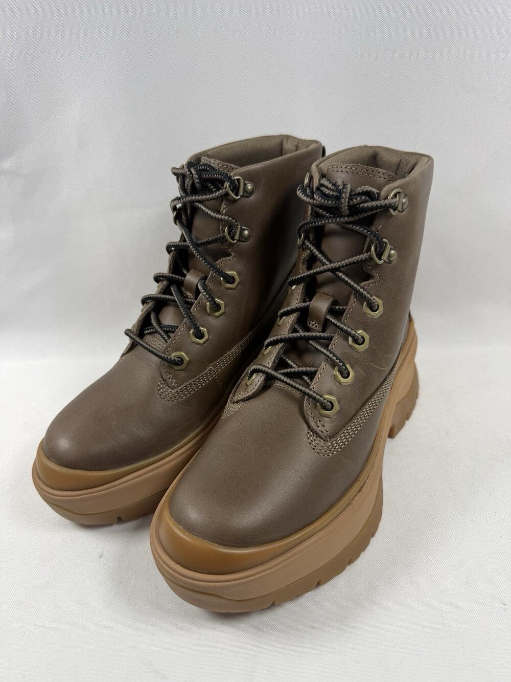 Timberland Roxie Lane Mid Lace Boot Brown Women’s Size 6 New in Box